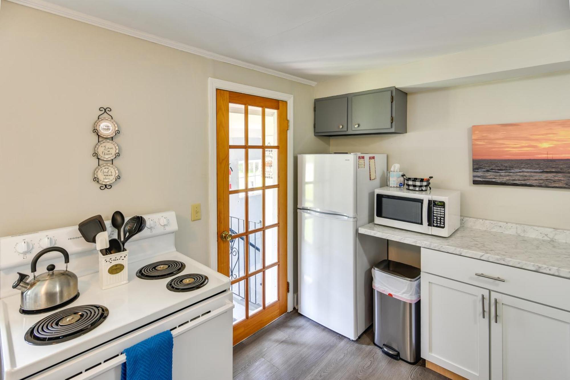 Newport House Less Than 3 Mi To Beaches And Bowens Wharf! Exteriör bild